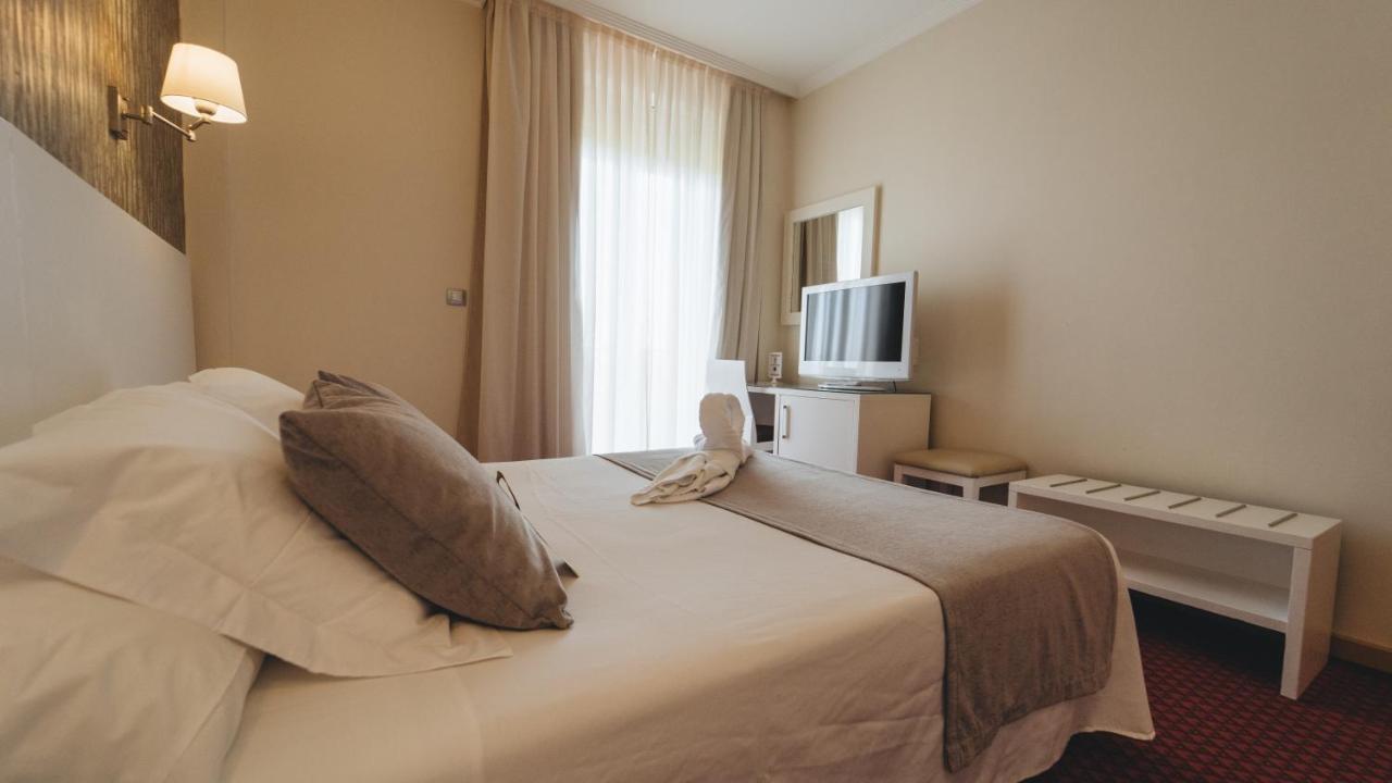 Peregrina Hotel Sanxenxo Eksteriør billede
